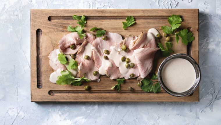 Vitello tonnato: tutto quello che c’è da sapere sul re degli antipasti piemontesi - immagine di copertina