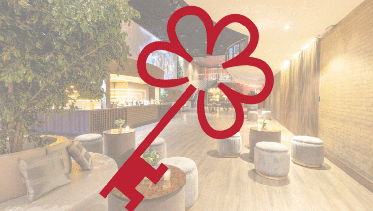 Chiavi Michelin 2025: cinque nuovi hotel italiani tra i top del mondo - immagine di copertina