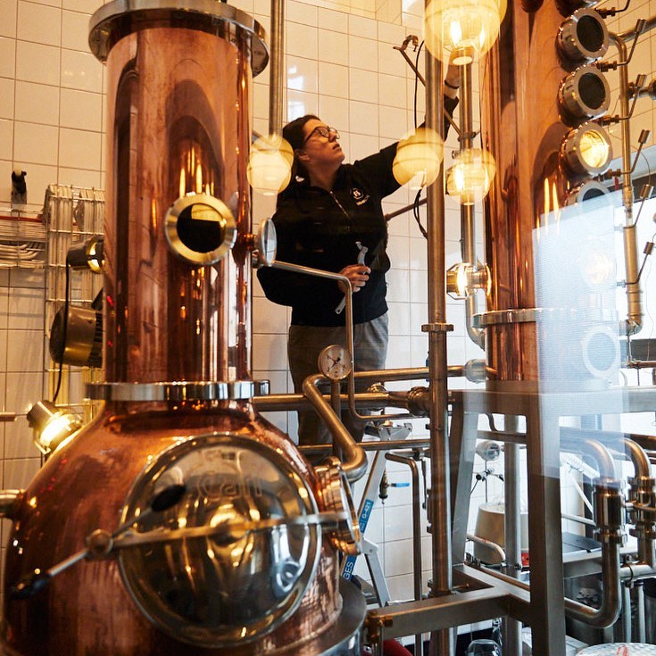 Himkok distilleria