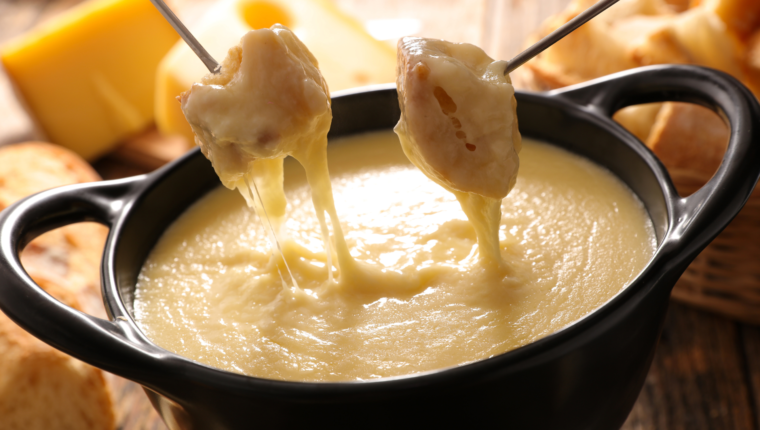 I formaggi perfetti per la fonduta - immagine di copertina