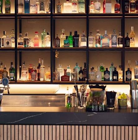 amaro lounge bar